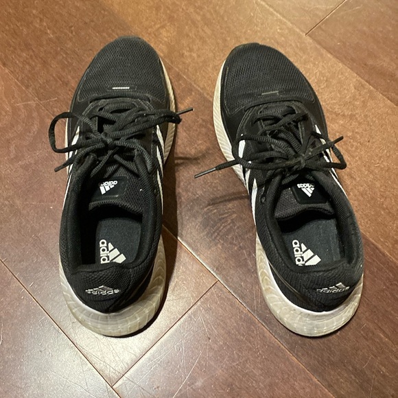 adidas Shoes - Adidas black and white women’s tennis shoes size 7